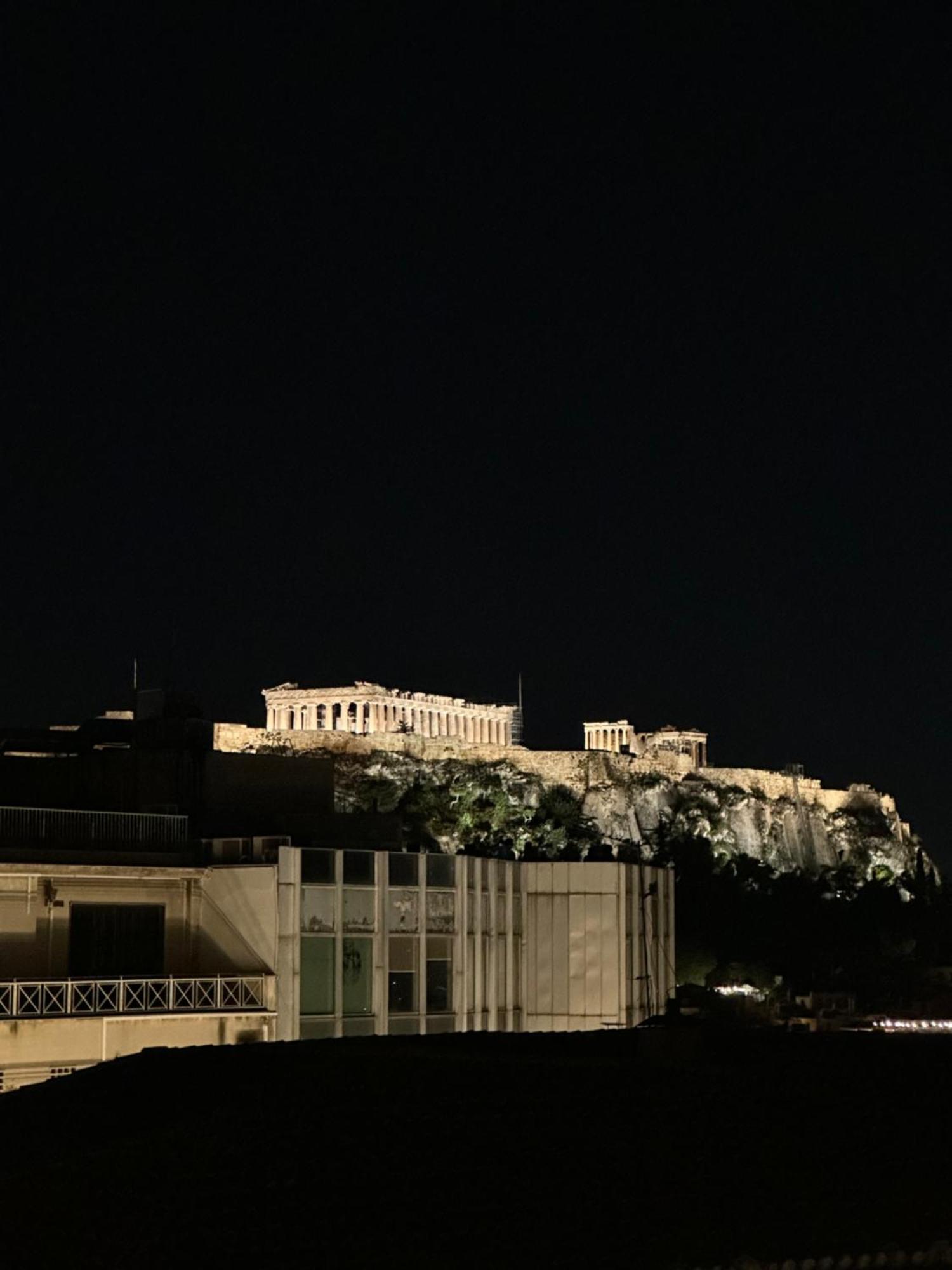 2 Bd Apt In Syntagma With Acropolis View Atina Dış mekan fotoğraf